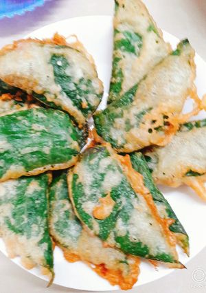 Hình của món Bánh xếp lá lốt.