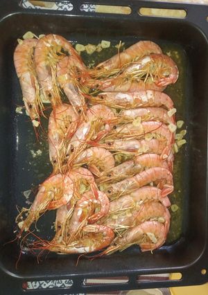 Una foto de ~ Langostinos al horno ~