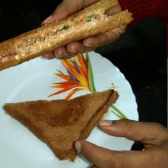 A picture of Instant Paneer And Vegetables Sandwich.