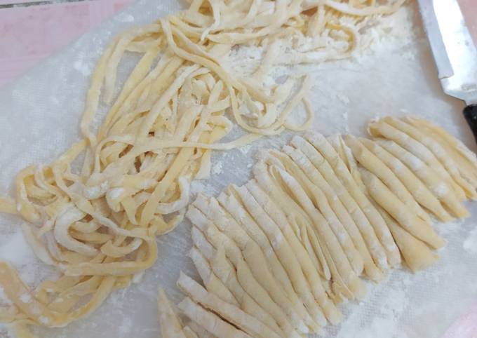 Cara Gampang Menyiapkan Mie Kenyal Homemade Anti Gagal