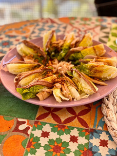 Una foto de Cogollos con anchoas y aliño con truco!
