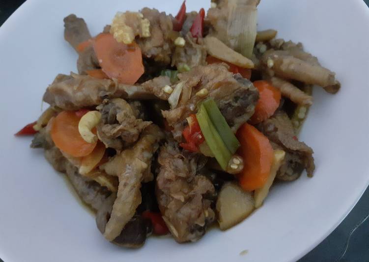 Oseng ceker nenek leluhur