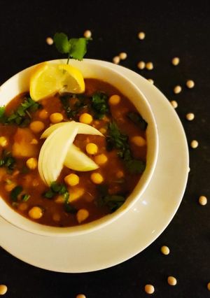 A picture of Ghugni -(Bengali style Yellow peas curry).