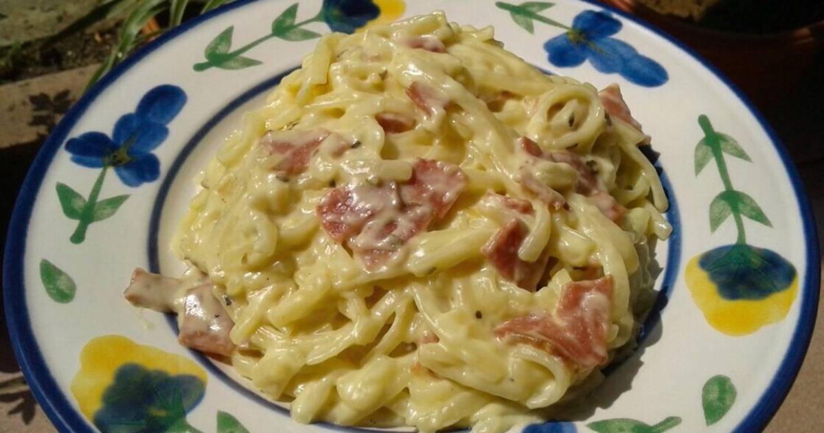 Resep Spaghetti Fettuccine Carbonara oleh amila nabilah Cookpad