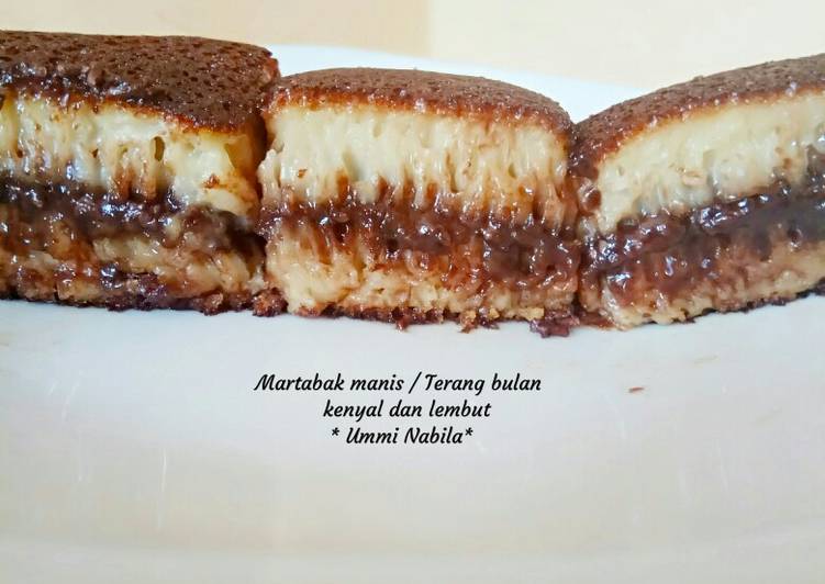 Martabak manis / terang bulan kenyal dan lembut