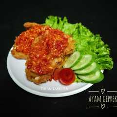รูปของ Ayam Geprek Spesial