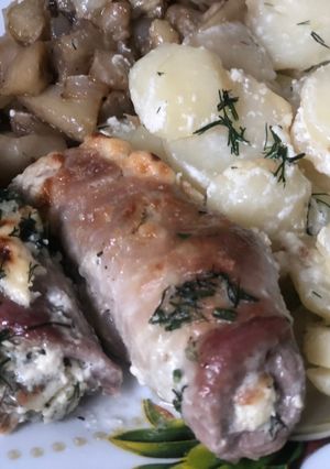 Фото Мясные рулетики с картошкой в сливках.