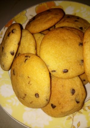 A picture of Chocolate chip cookies.