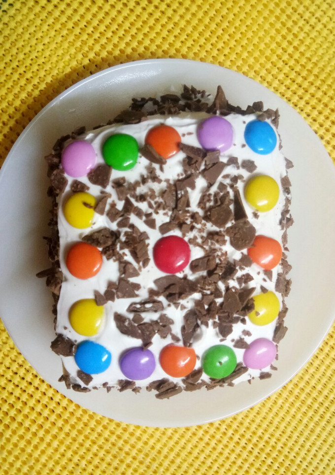 એગલેસ કેક (Eggless cake Recipe in Gujarati) રેસીપી મુખ્ય ફોટો