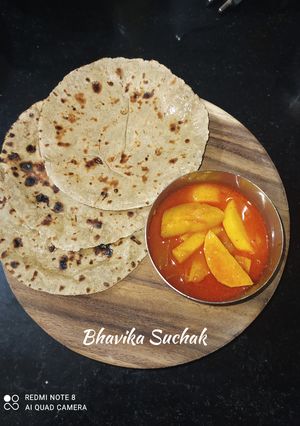 ઘઉં બાજરા ની રોટલી (Wheat Bajra Recipe In Gujarati) રેસીપી મુખ્ય ફોટો