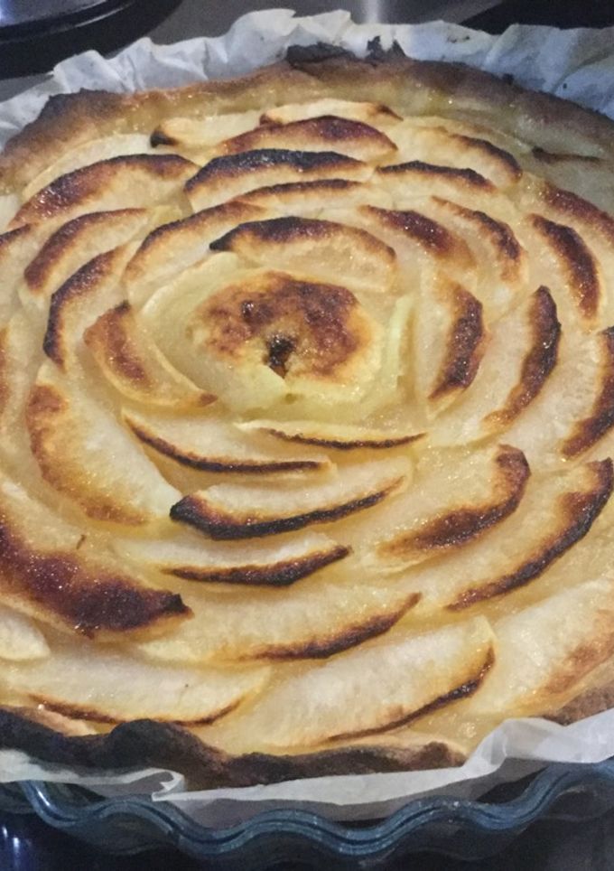 Una foto de Tarta de Manzana (clásica) con compota de manzana