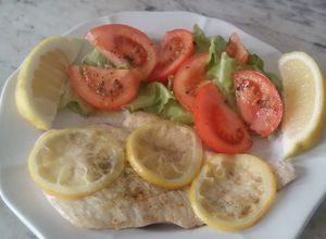 Una foto de Churrasquito de pollo al limón Tatina