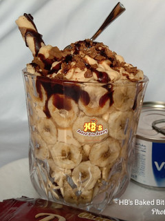 A picture of Banana cream pudding.