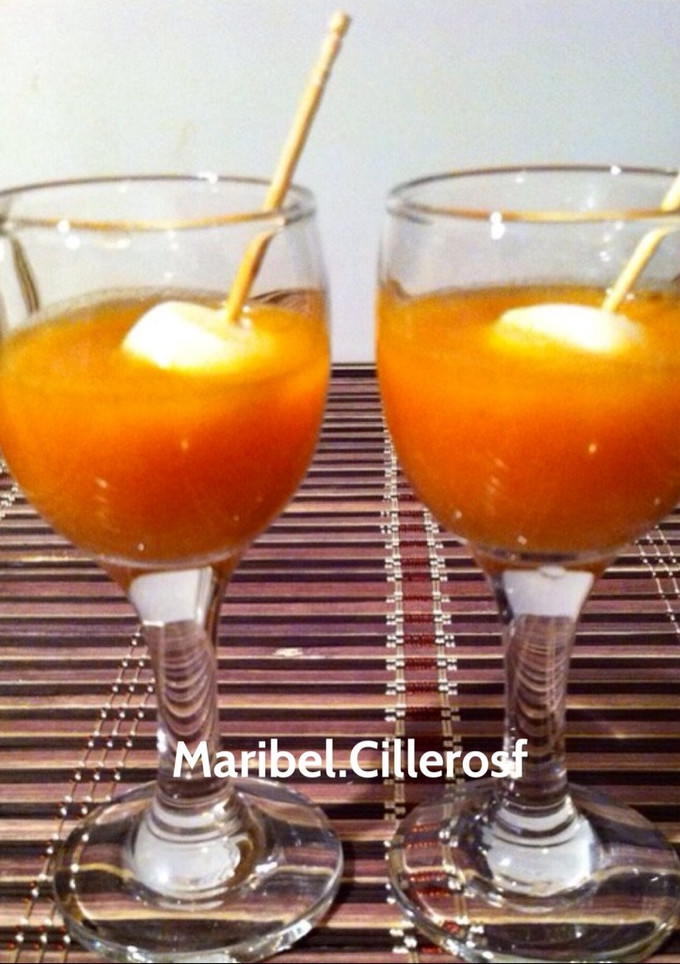 Una foto de Chupito de gazpacho con huevos de codorniz