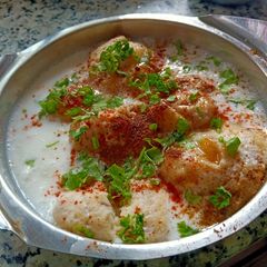 A picture of Dahi Vada.