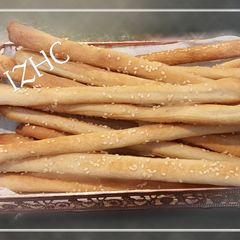 A picture of 🥖Grissini 🥖(Italian Breadsticks).
