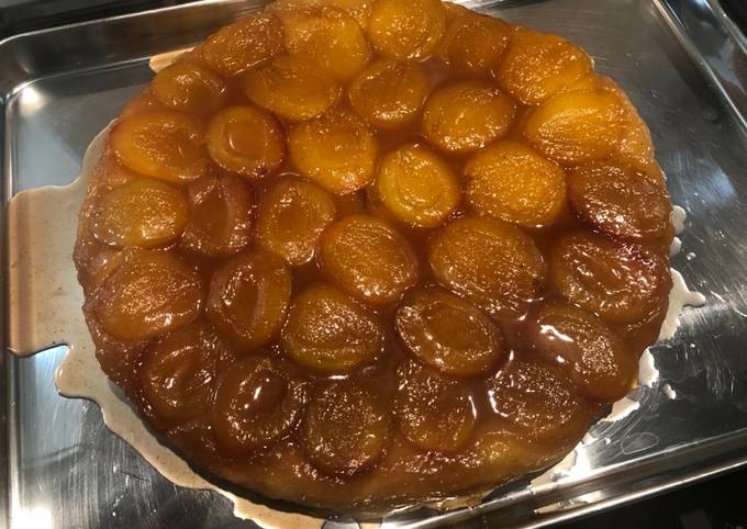 Plum tarte tatin