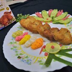 A picture of Chicken tikka mint croqqets.