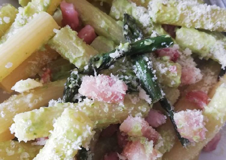 Sedani asparagi e pancetta