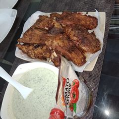 A picture of Lahori fish fry 🐟.