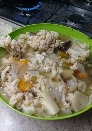 Una foto de Pickles rápido de verduras variadas 😎😍100 vegan 💯