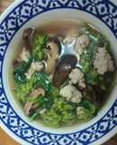 แกงจืดดอกขจรหมูสับ
