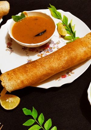मसाला रवा डोसा (Masala rava dosa recipe in hindi) रेसिपी मुख्य फोटो