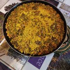 Foto principal de Arroz seco con verduras y champiñones