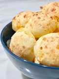 Brazilian Cheese Bread (Pão de Queijo)