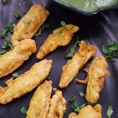 Lotus stem fritters A picture of Lotus stem fritters.