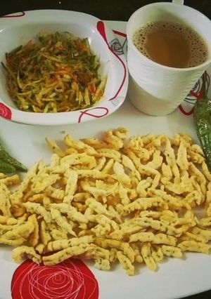 A picture of Champakali/Chakri Gathiya.