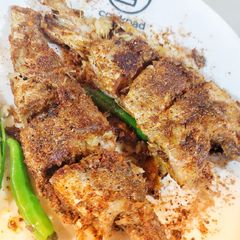 A picture of Fried fish.