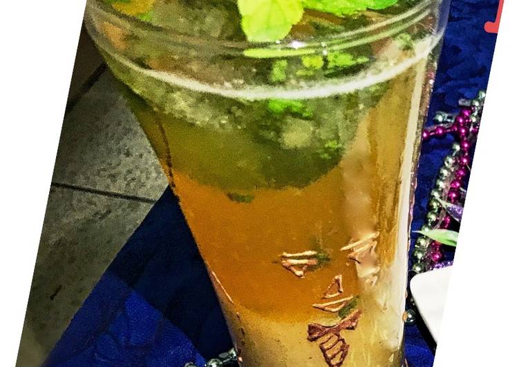 Wood apple mint cooler