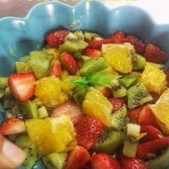 A picture of 3 colours Fruit Salad.