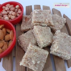 A picture of Peanut Almonds burfi.