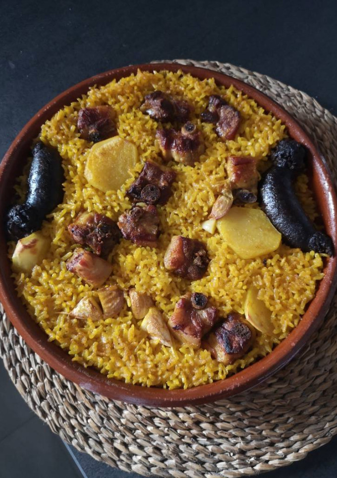 Una foto de Arroz al horno fácil