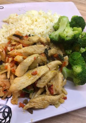 Ázsiai csirke 🥦 recept fotója