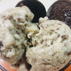 A picture of Banana Oreo ice creamMade from frozen bananas.