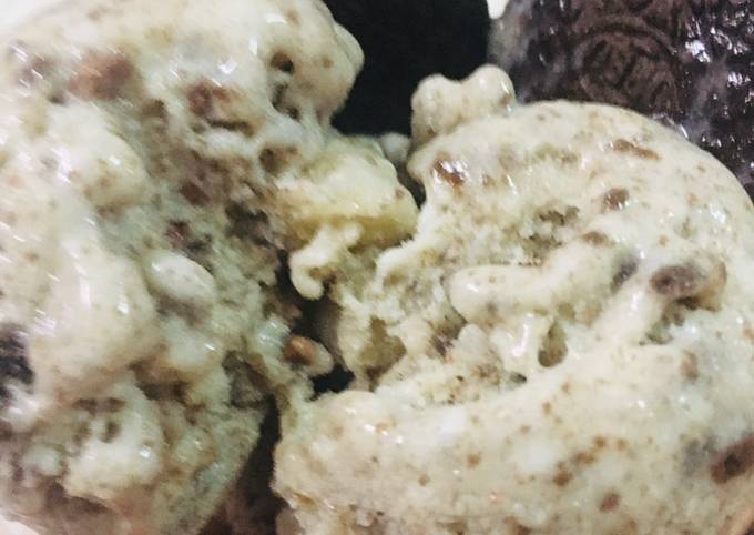 Recipe of Gordon Ramsay Banana Oreo ice cream  Made from frozen bananas