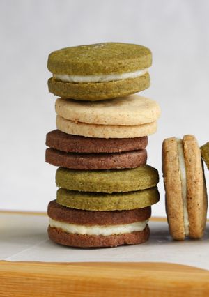 A picture of Brown Butter Sandwich Cookies.