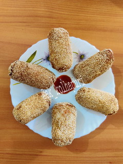 A picture of Bread Roll.