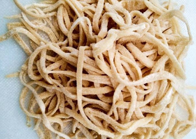 Bagaimana Menyiapkan Mie Homemade sederhana anti gagal dijamin kenyal, Menggugah Selera