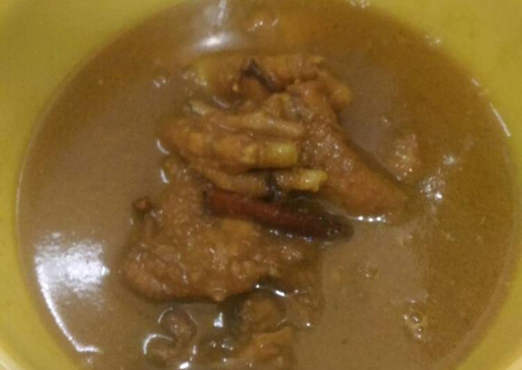 Ayam kuah kecap (semur ayam)