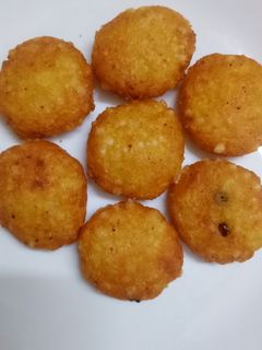साबूदाने आलू की टिक्की (Sabudana aloo ki tikki recipe in hindi) रेसिपी मुख्य फोटो