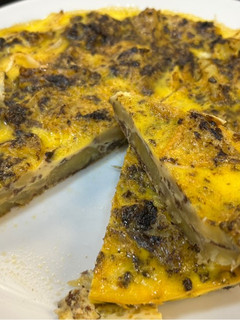 Una foto de Tortilla de patata con morcilla de León en Airfryer Cosori