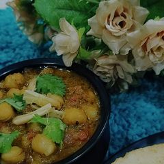 A picture of Chole curry.