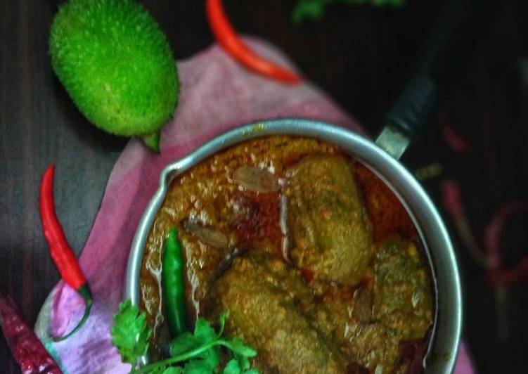 How to Make Any-night-of-the-week Kakrol Kalia (Spicy spine gourd curry)