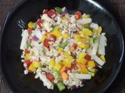 Una foto de ensalada de arroz integral