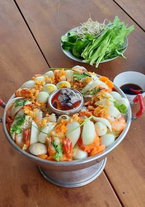 Hình của món Hải Sản Rau Củ Đốt Lò (Lẩu Cù Lao) 🍲.
