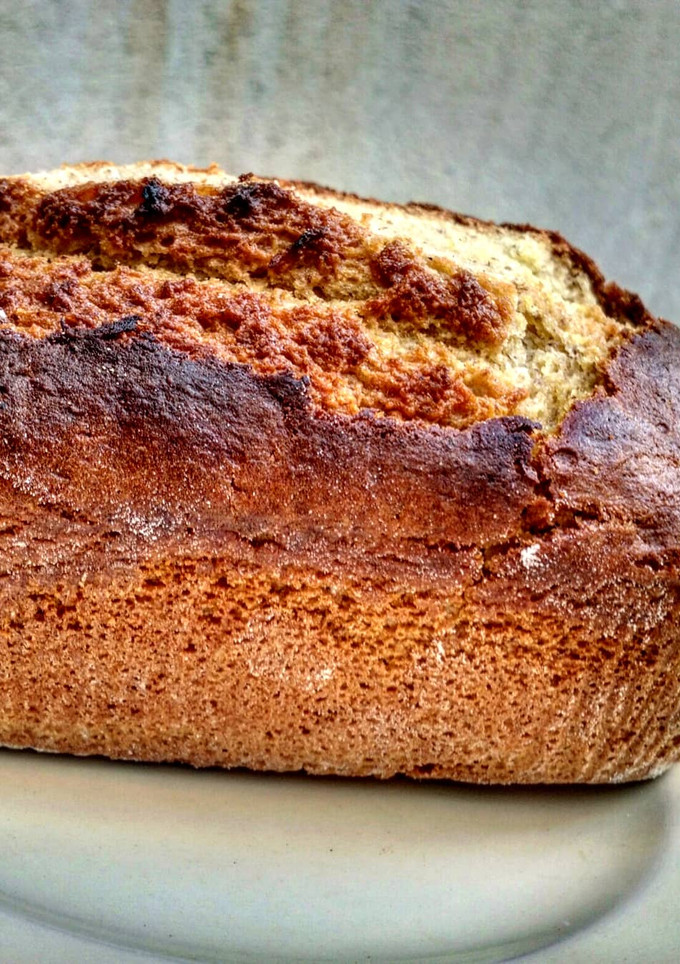 Una foto de Budín De durazno🍑🍑🍑